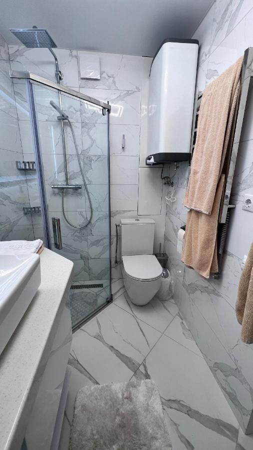 Modern Gagarina Avenue Apartment Dnipro Exterior foto